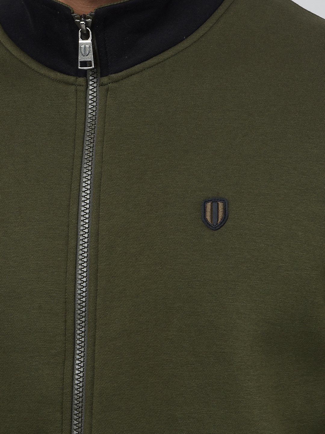 Numero Uno Men Color Block Green Sweat Shirt